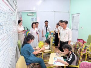 ĐÓN TIẾP ĐOÀN CÔNG TÁC BỆNH VIỆN LÃO KHOA – PHỤC HỒI CHỨC NĂNG LÀO CAI ĐẾN THAM QUAN, HỌC TẬP VÀ TRAO ĐỔI KINH NGHIỆM