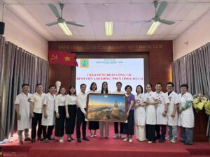 ĐÓN TIẾP ĐOÀN CÔNG TÁC BỆNH VIỆN LÃO KHOA – PHỤC HỒI CHỨC NĂNG LÀO CAI ĐẾN THAM QUAN, HỌC TẬP VÀ TRAO ĐỔI KINH NGHIỆM